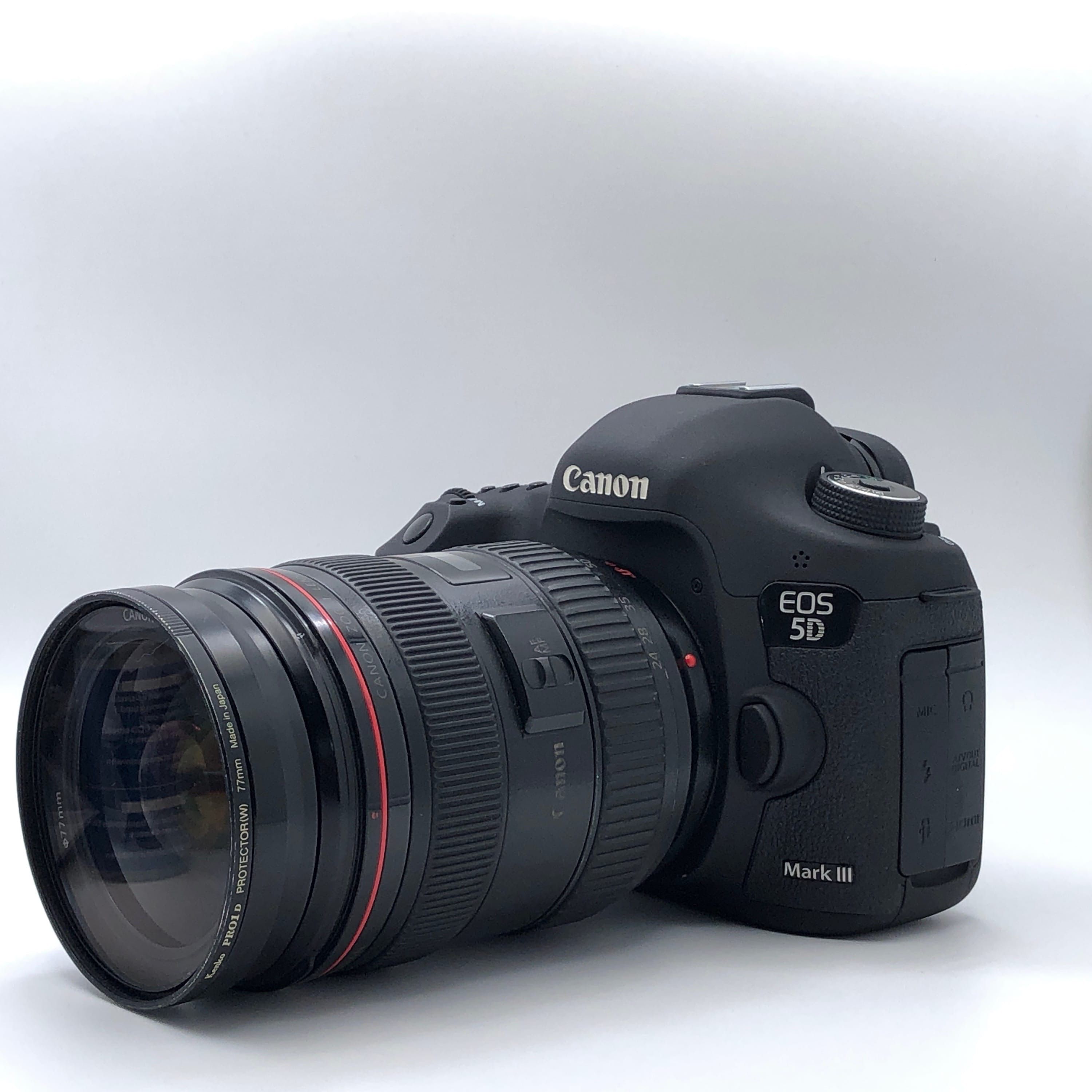 Canon EOS 5D Mark III Camera
