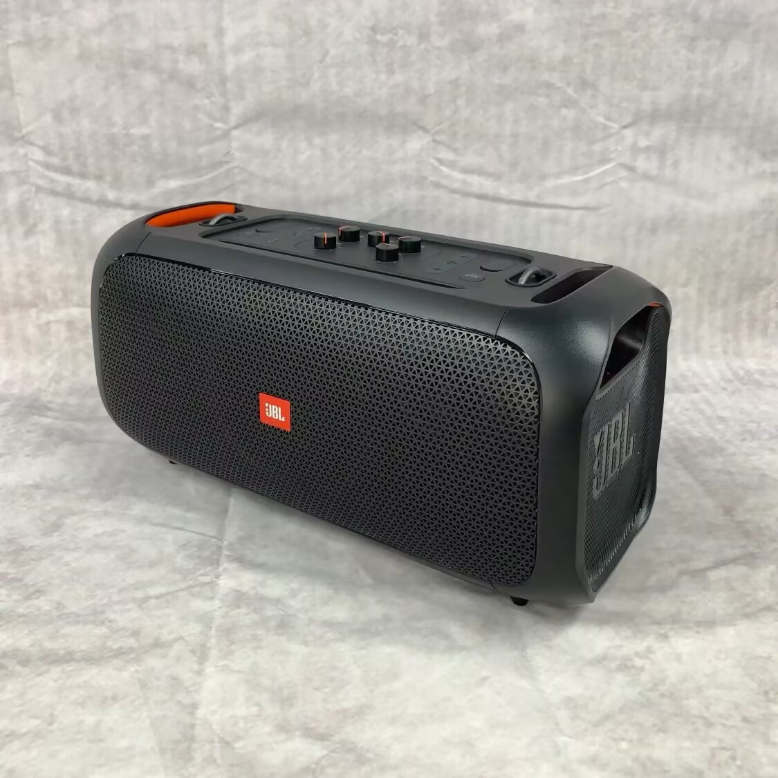 JBL Partybox On The Go Sound